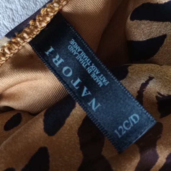 Natori swim top - Picture 4 of 6